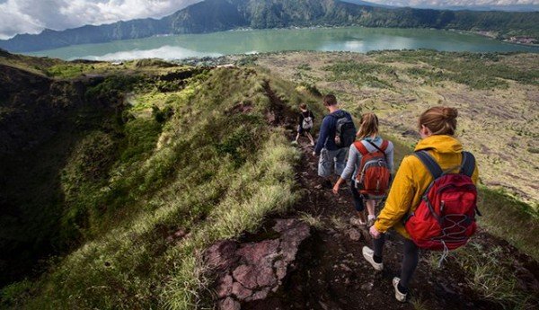 Full Day Trekking di Gunung Batur Bali